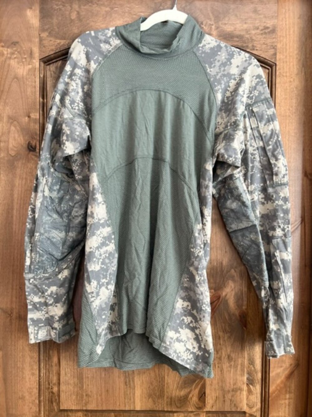 Massif Army Combat Shirt Mens Medium ACU Digital Camo Tactical Flame Resistant